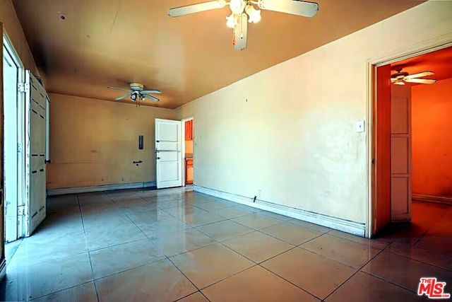 1108 E 84th Place, Los Angeles, CA 90001