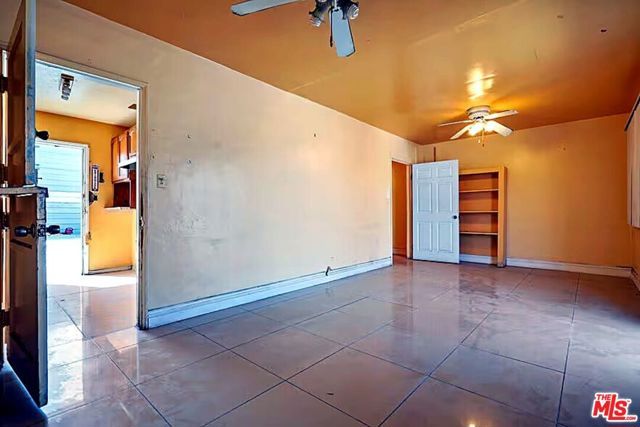 1108 E 84th Place, Los Angeles, CA 90001