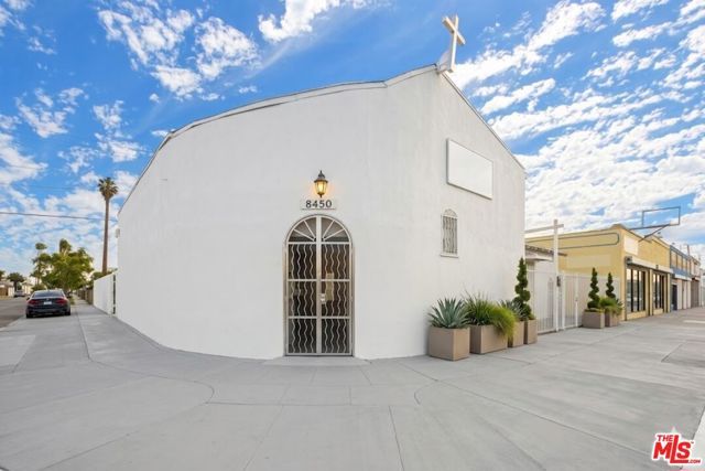 1108 E 84th Place, Los Angeles, CA 90001