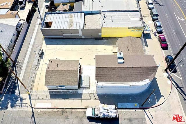 1108 E 84th Place, Los Angeles, CA 90001