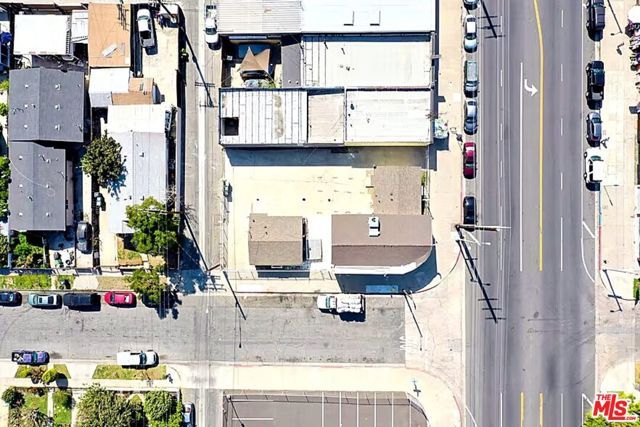 1108 E 84th Place, Los Angeles, CA 90001