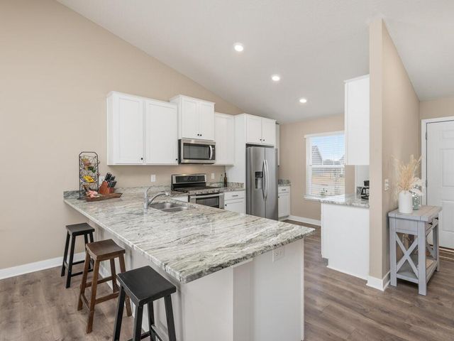 1389 Freedom Lane, Delano, MN 55328