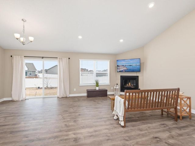 1389 Freedom Lane, Delano, MN 55328