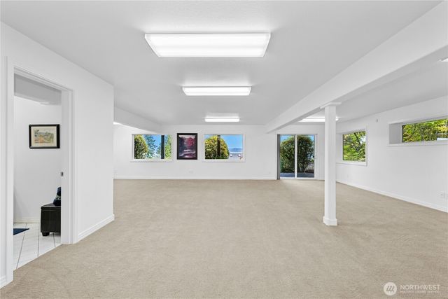 21322 NE President Point Road, Kingston, WA 98346