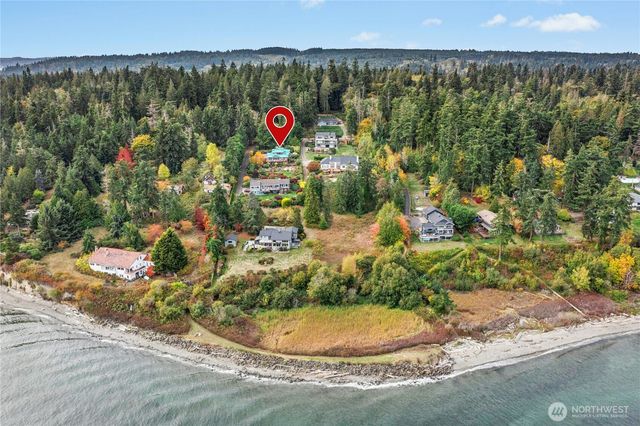 21322 NE President Point Road, Kingston, WA 98346