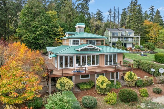 21322 NE President Point Road, Kingston, WA 98346