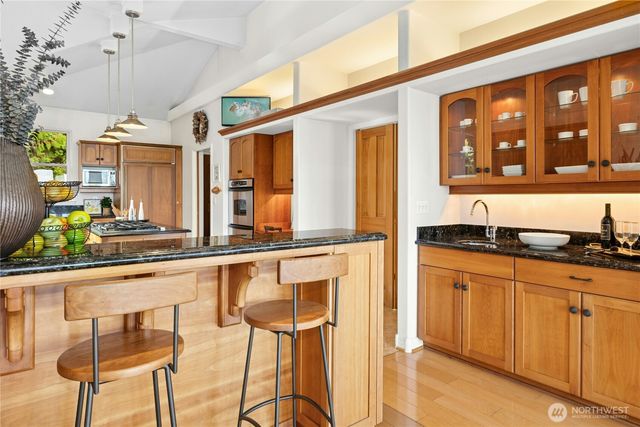 21322 NE President Point Road, Kingston, WA 98346