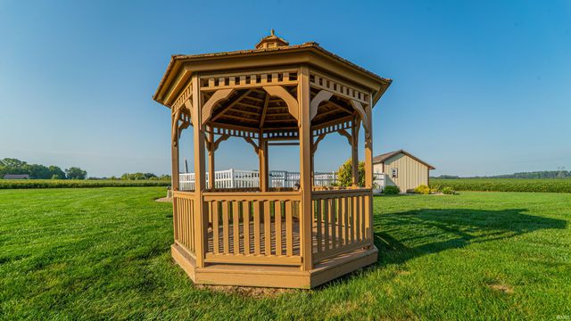 63341 Thorn Road, North Liberty, IN 46554