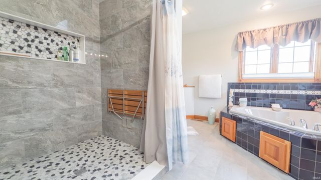 63341 Thorn Road, North Liberty, IN 46554