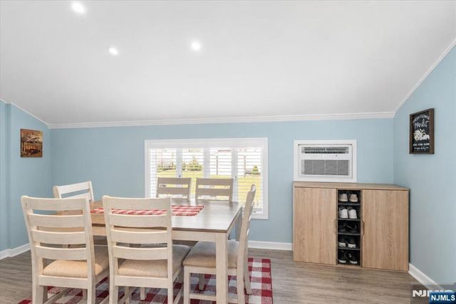 29 Central Avenue, Pompton Lakes, NJ 07442