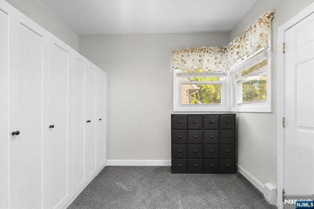 29 Central Avenue, Pompton Lakes, NJ 07442