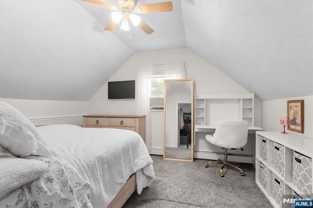 29 Central Avenue, Pompton Lakes, NJ 07442