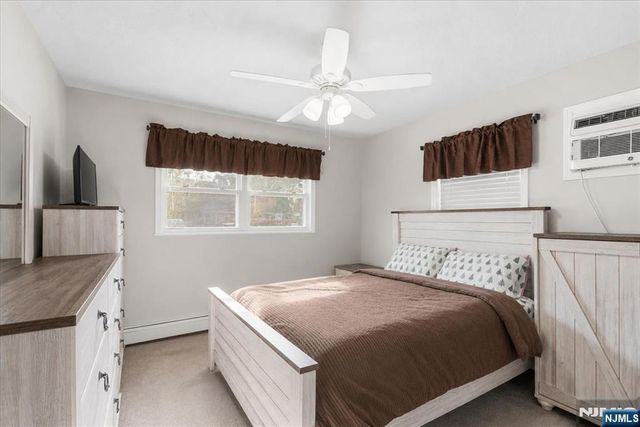 29 Central Avenue, Pompton Lakes, NJ 07442