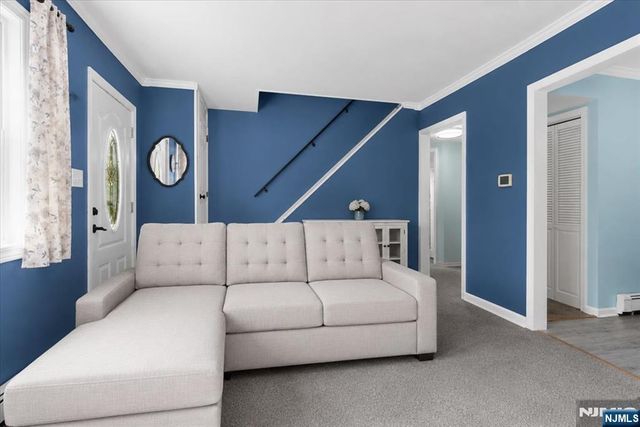 29 Central Avenue, Pompton Lakes, NJ 07442