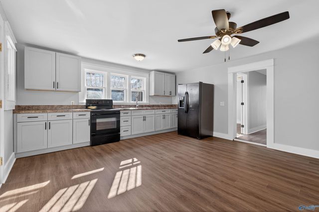 809 Sanders Avenue NE, Fort Payne, AL 35967