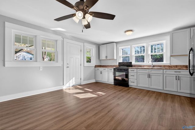 809 Sanders Avenue NE, Fort Payne, AL 35967