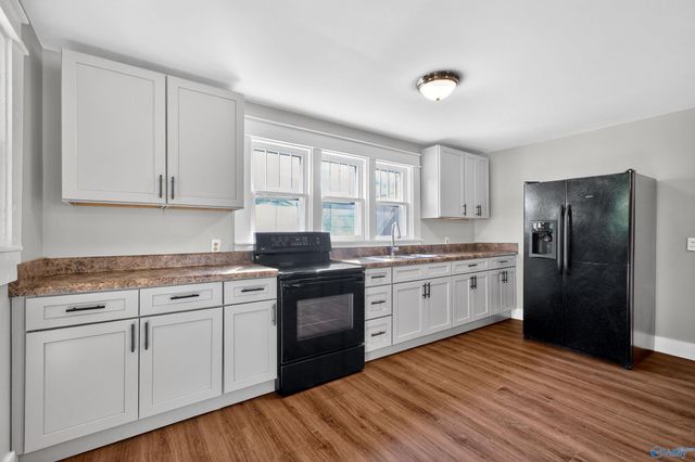 809 Sanders Avenue NE, Fort Payne, AL 35967