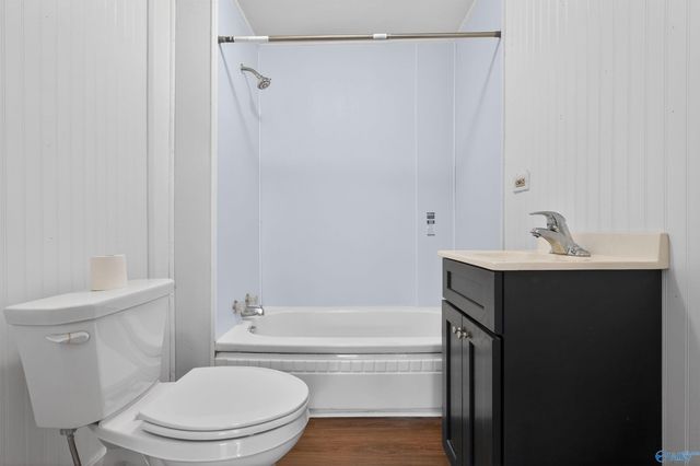 809 Sanders Avenue NE, Fort Payne, AL 35967