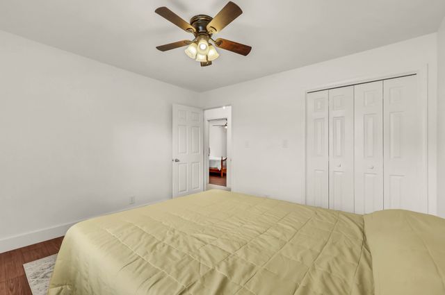 320 Kingswood Ct, Clarksville, TN 37043