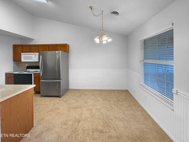 553 Ravenwood Drive, Maryville, TN 37801