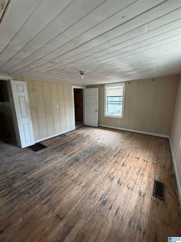 512 7TH AVENUE E, Oneonta, AL 35121