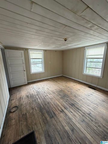 512 7TH AVENUE E, Oneonta, AL 35121