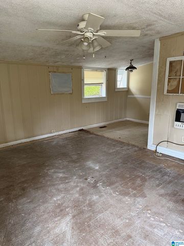 512 7TH AVENUE E, Oneonta, AL 35121