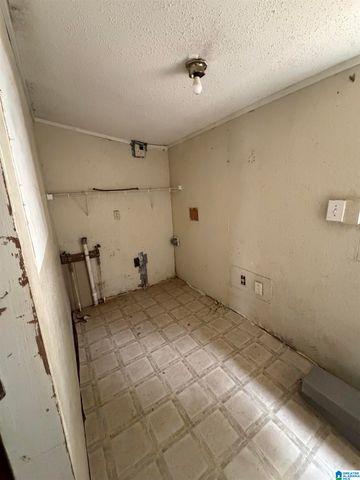 512 7TH AVENUE E, Oneonta, AL 35121