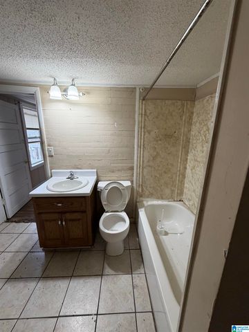 512 7TH AVENUE E, Oneonta, AL 35121