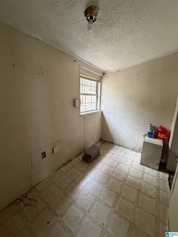 512 7TH AVENUE E, Oneonta, AL 35121