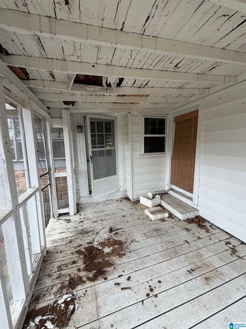 512 7TH AVENUE E, Oneonta, AL 35121