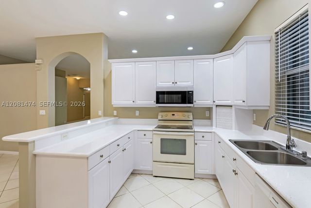 5213 SW 158th Ave, Miramar, FL 33027