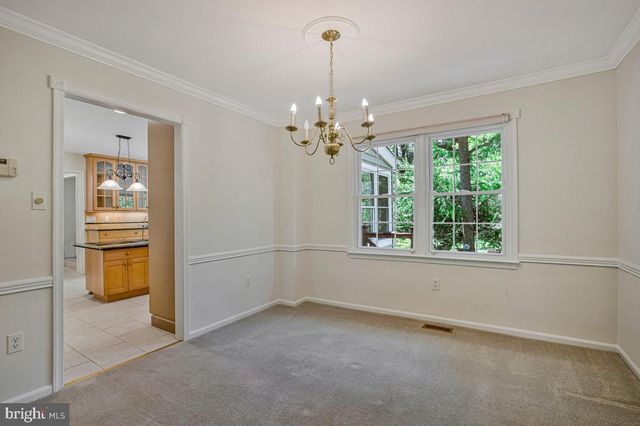 6052 TAMAR DR, Columbia, MD 21045