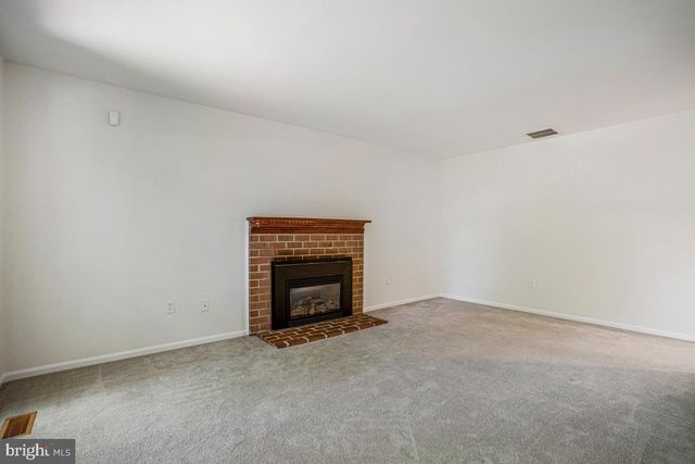 6052 TAMAR DR, Columbia, MD 21045