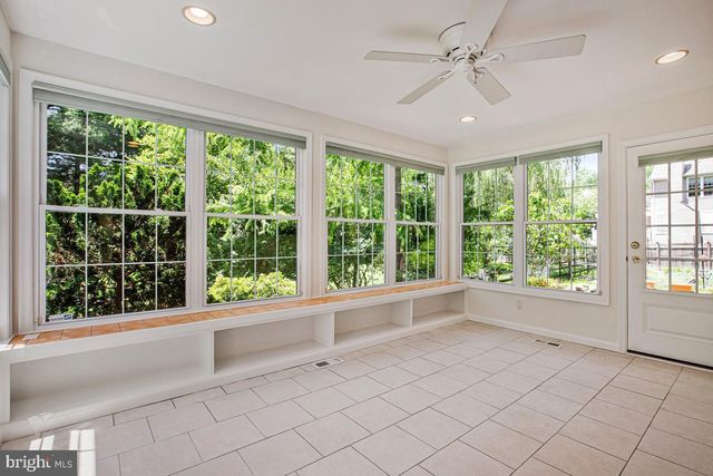 6052 TAMAR DR, Columbia, MD 21045