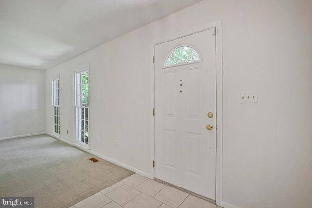 6052 TAMAR DR, Columbia, MD 21045