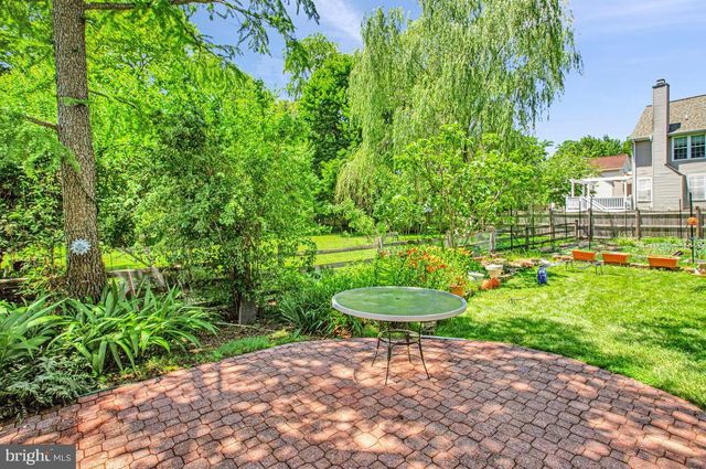 6052 TAMAR DR, Columbia, MD 21045