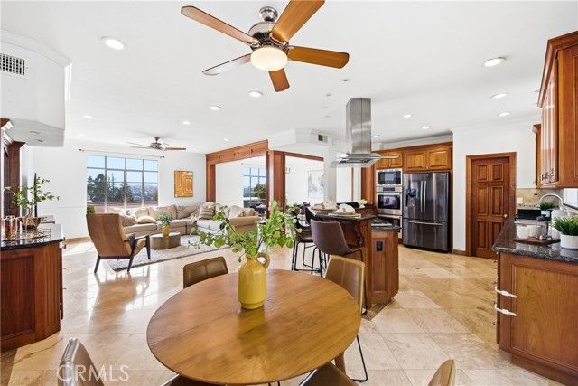 2044 Calle Yucca, Thousand Oaks, CA 91360