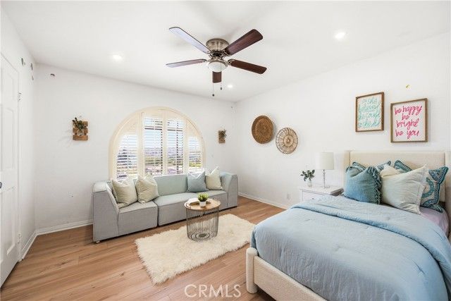 2044 Calle Yucca, Thousand Oaks, CA 91360