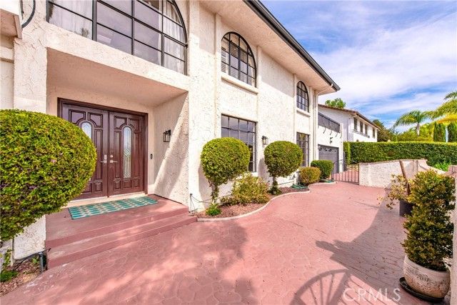 2044 Calle Yucca, Thousand Oaks, CA 91360