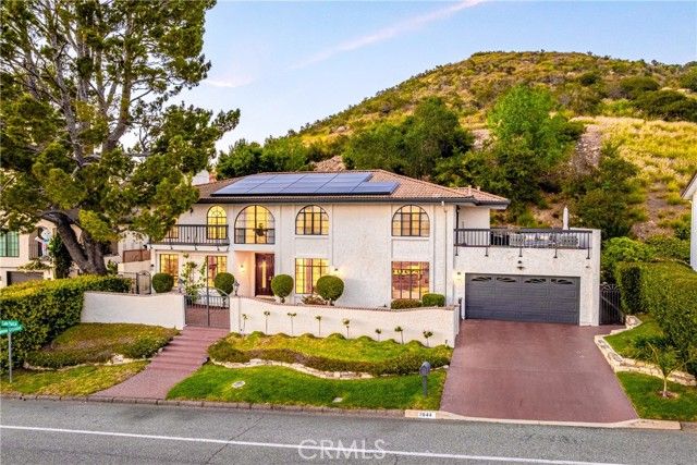 2044 Calle Yucca, Thousand Oaks, CA 91360