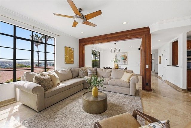 2044 Calle Yucca, Thousand Oaks, CA 91360