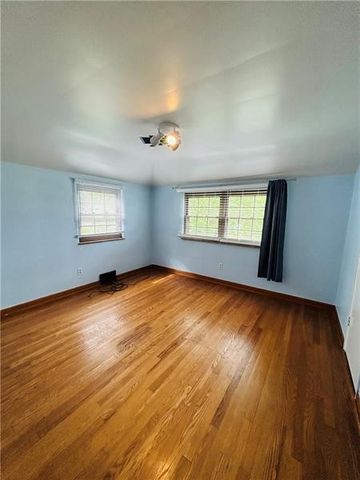 65 Princeton Ave, Uniontown, PA 15401