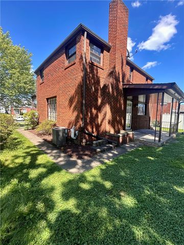 65 Princeton Ave, Uniontown, PA 15401