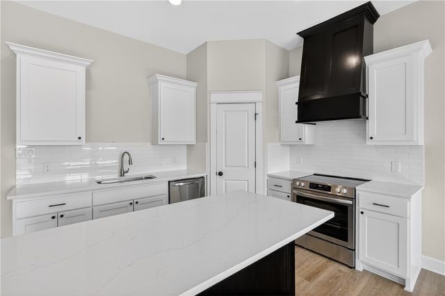 161 Turnrow Cove, Snook, TX 77878