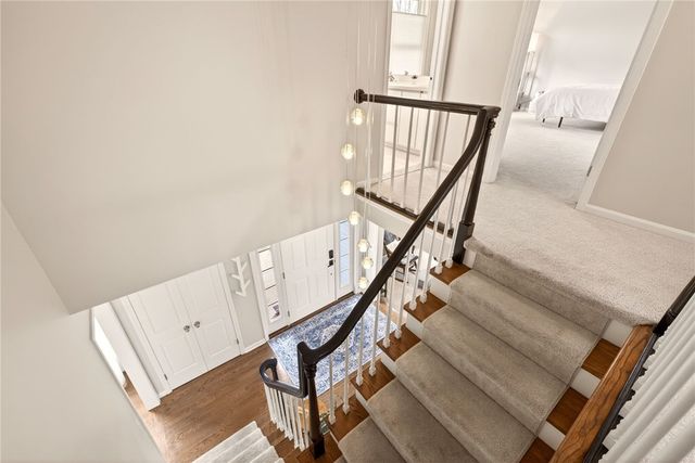 153 Caversham Woods, Pittsford, NY 14534
