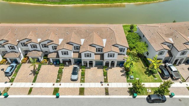 12613 NW 23rd Place, Miami, FL 33167