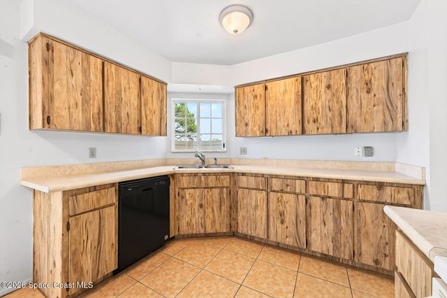 568 Abington Court, Apopka, FL 32703