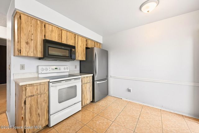 568 Abington Court, Apopka, FL 32703