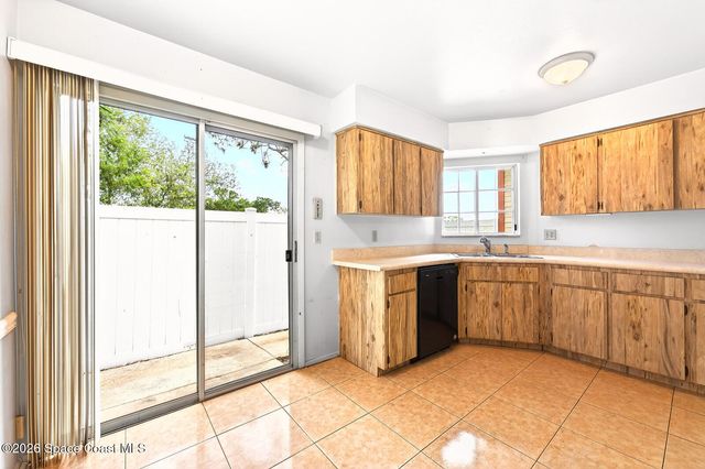 568 Abington Court, Apopka, FL 32703